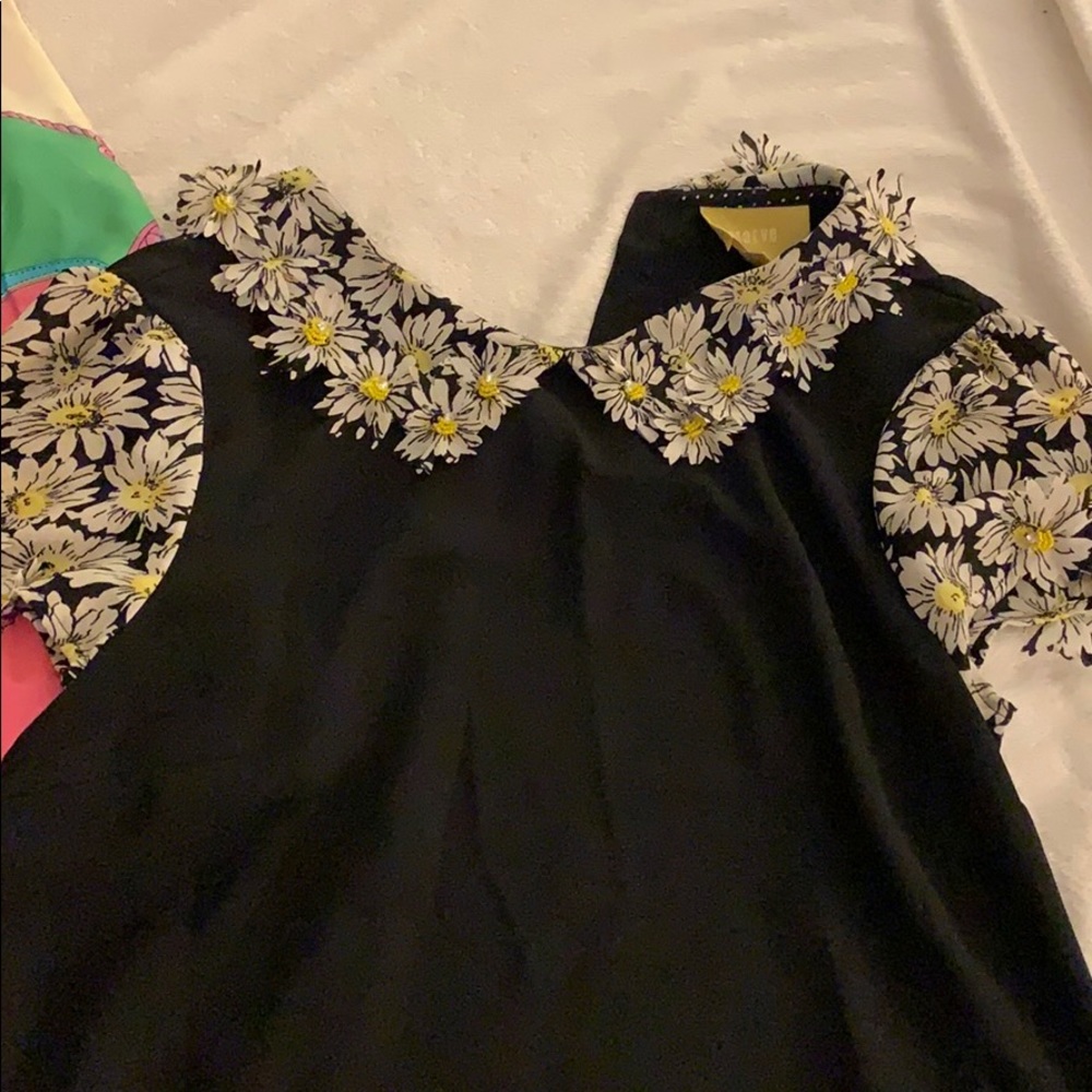 Maeve - Anthropologie Top w Collar Detail